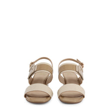 Laura Biagiotti - 6011