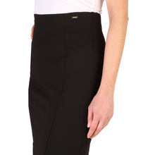 Guess - 82G700_8494Z